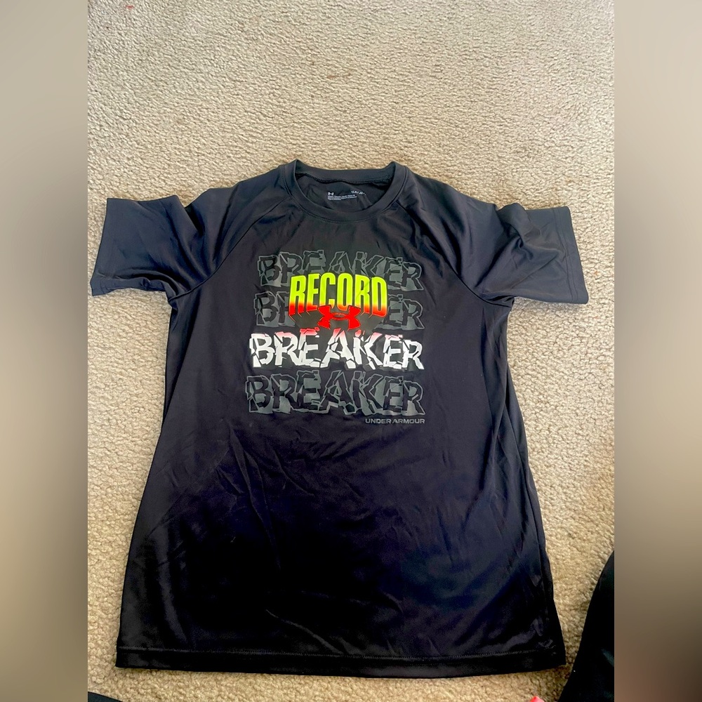 Under Armour Black 'Record Breaker' Tee